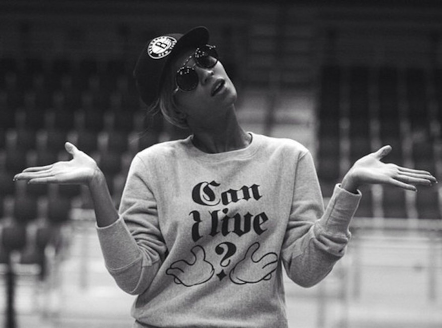Beyonce Twit Pic